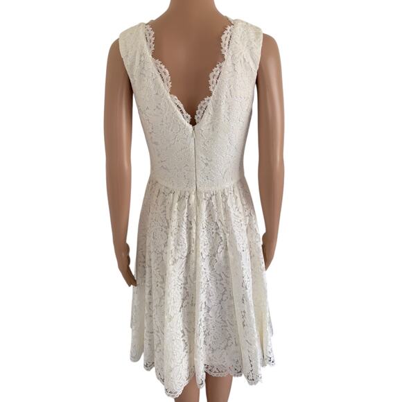 Vera Wang Lace Ivory Dress 6 Fit Flare Holiday Party Elegant Classic Old Money - Picture 5 of 8